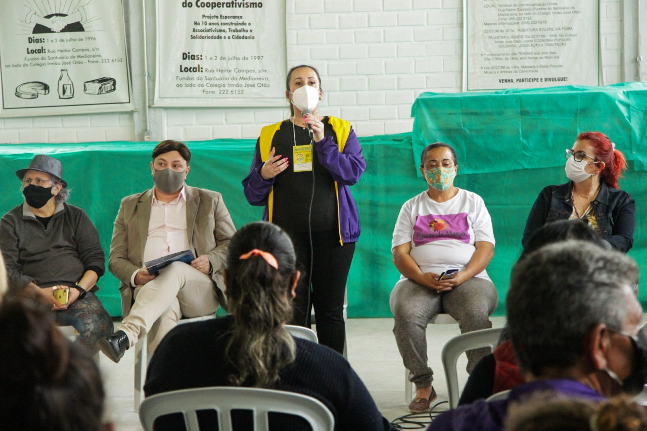 Renda Básica é tema de painel na Feicoop